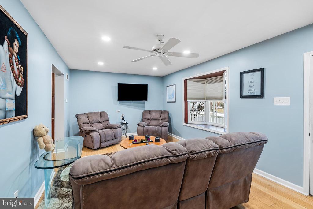 541 STANFORD ROAD