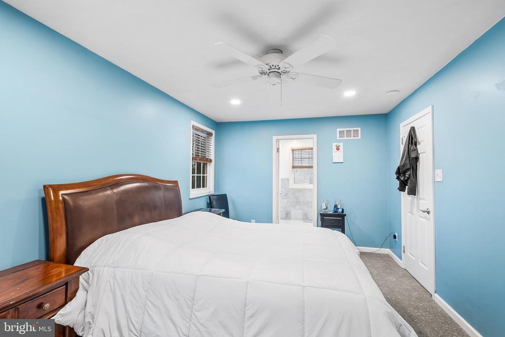 541 STANFORD ROAD