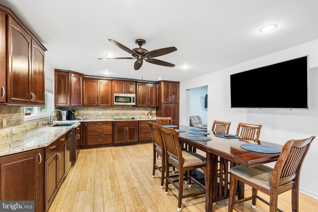 541 STANFORD ROAD