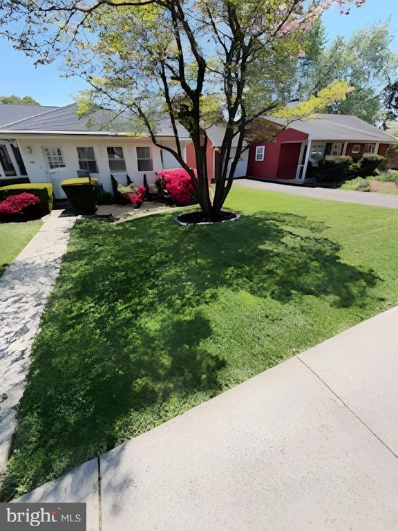 684 AUSTIN DRIVE