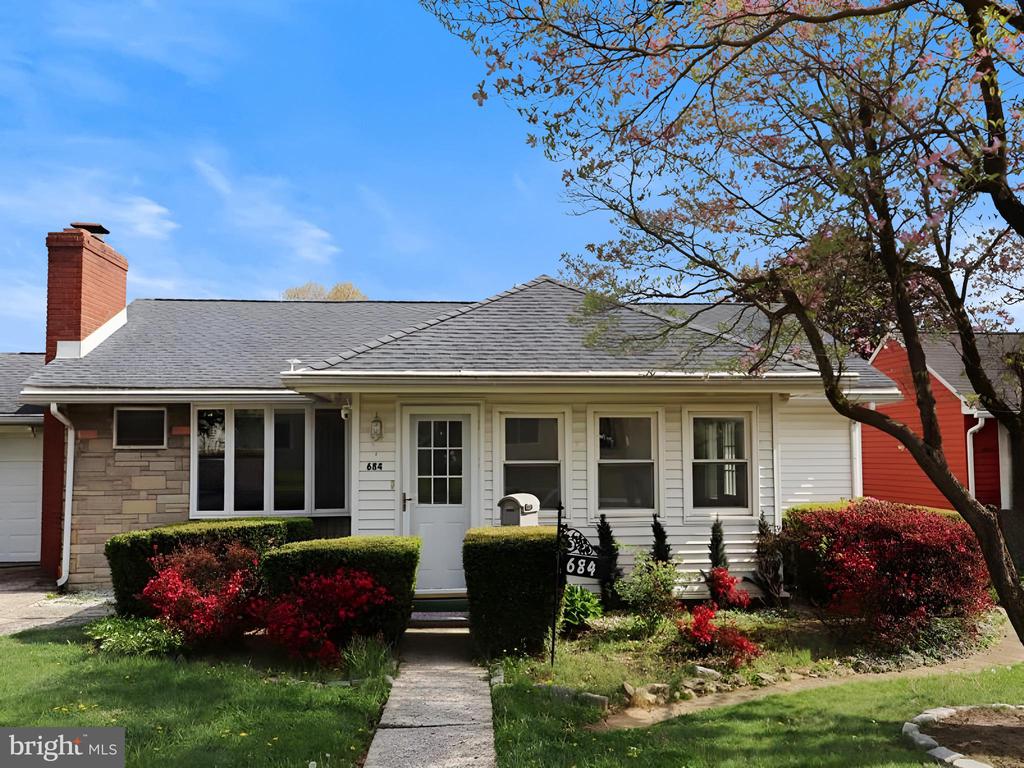 684 AUSTIN DRIVE