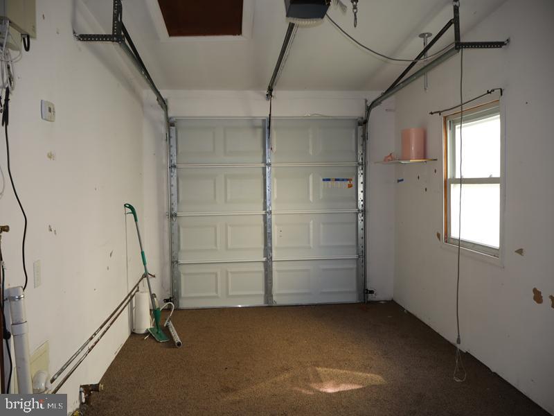 684 AUSTIN DRIVE