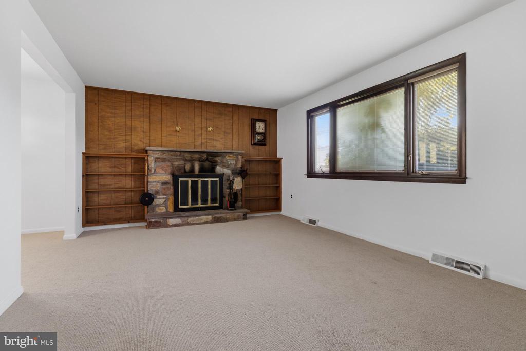 509 PENROSE LANE