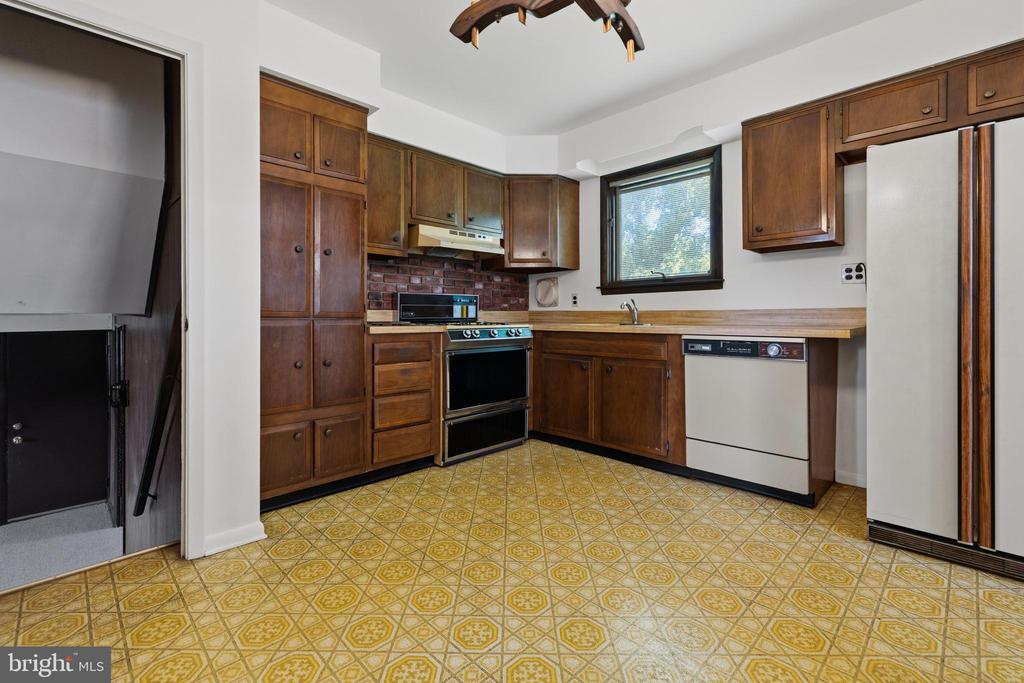 509 PENROSE LANE