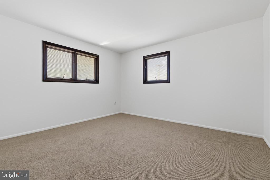 509 PENROSE LANE