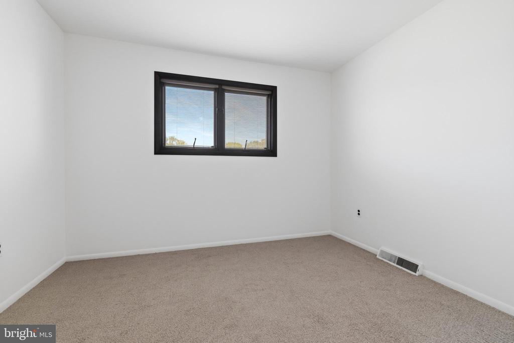 509 PENROSE LANE