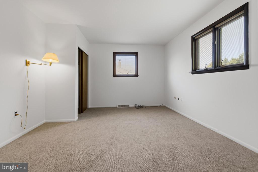 509 PENROSE LANE