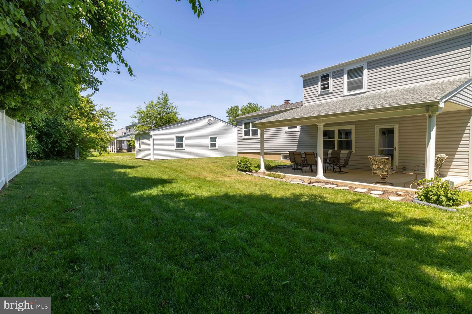3271 CLARIDGE ROAD