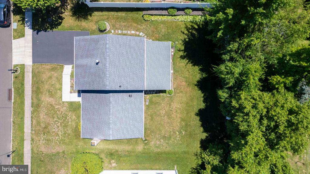 3271 CLARIDGE ROAD