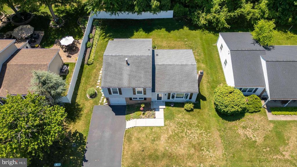 3271 CLARIDGE ROAD