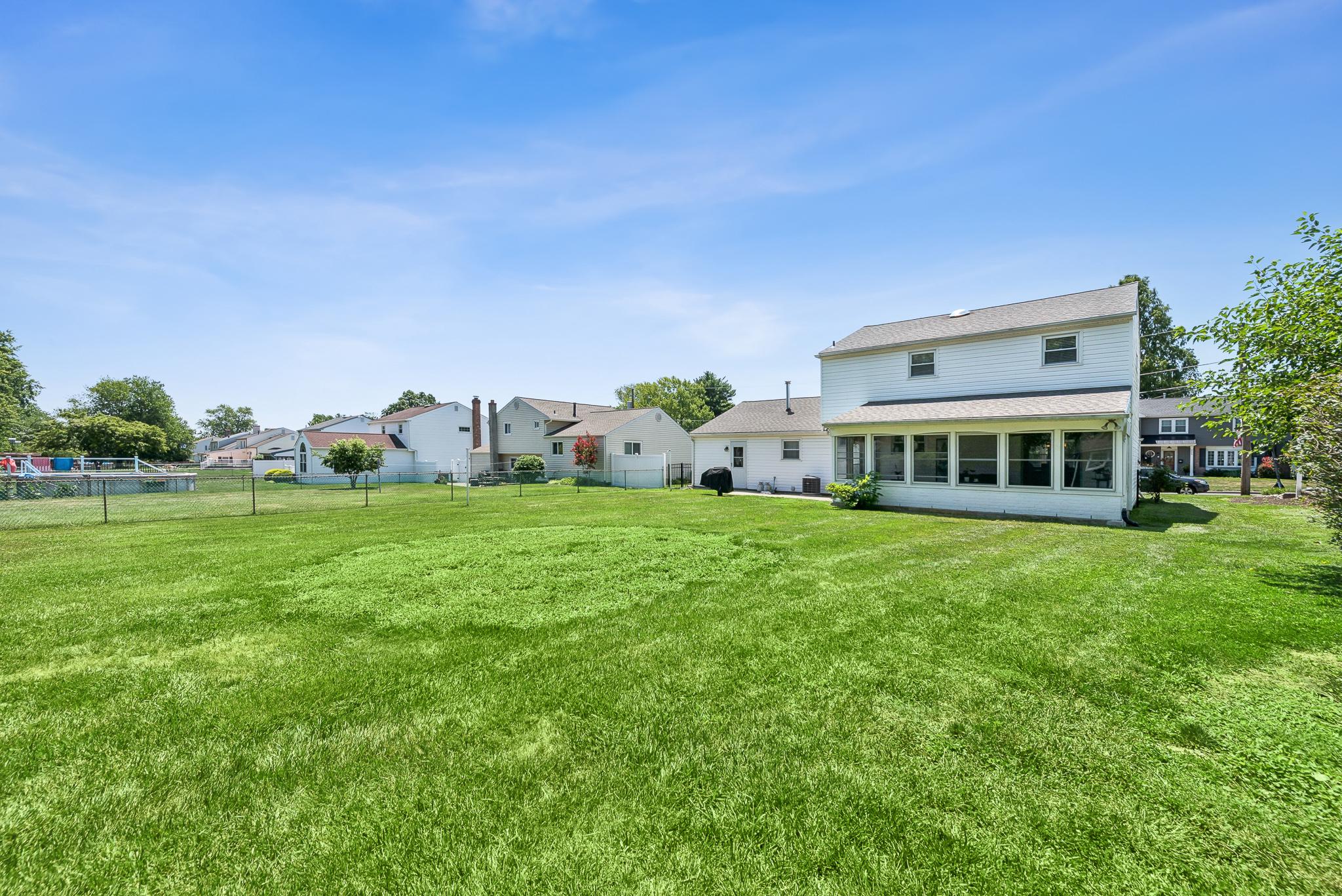 275 WAVERLY ROAD