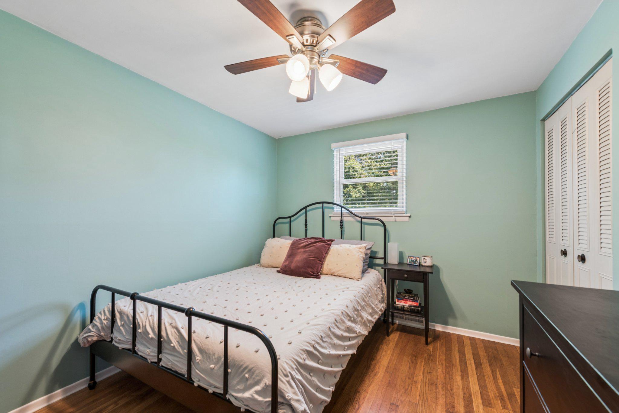 275 WAVERLY ROAD
