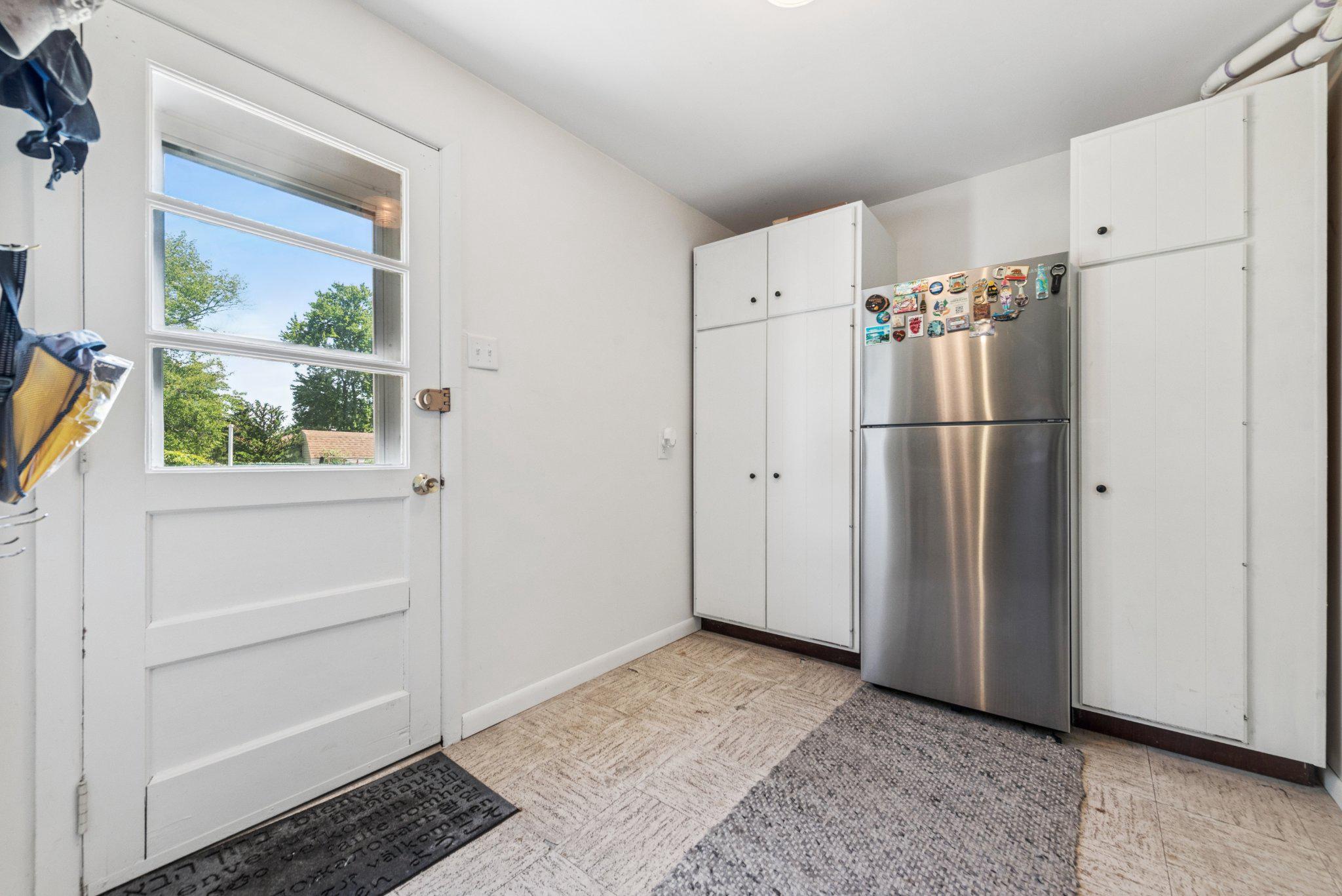 275 WAVERLY ROAD