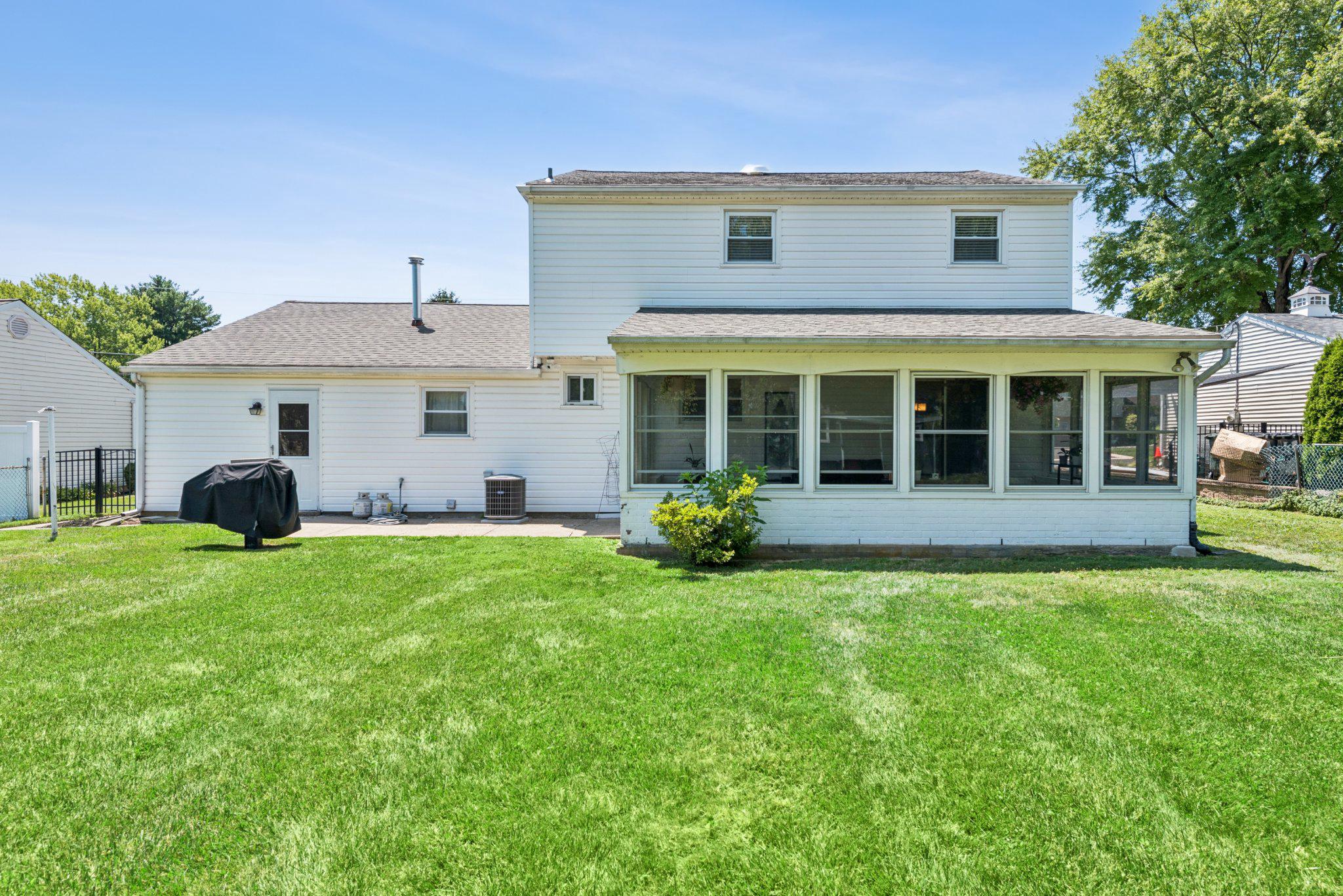 275 WAVERLY ROAD