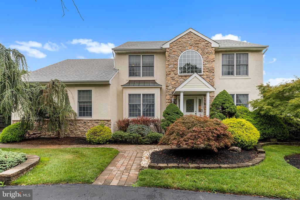 1495 CHARTER COURT