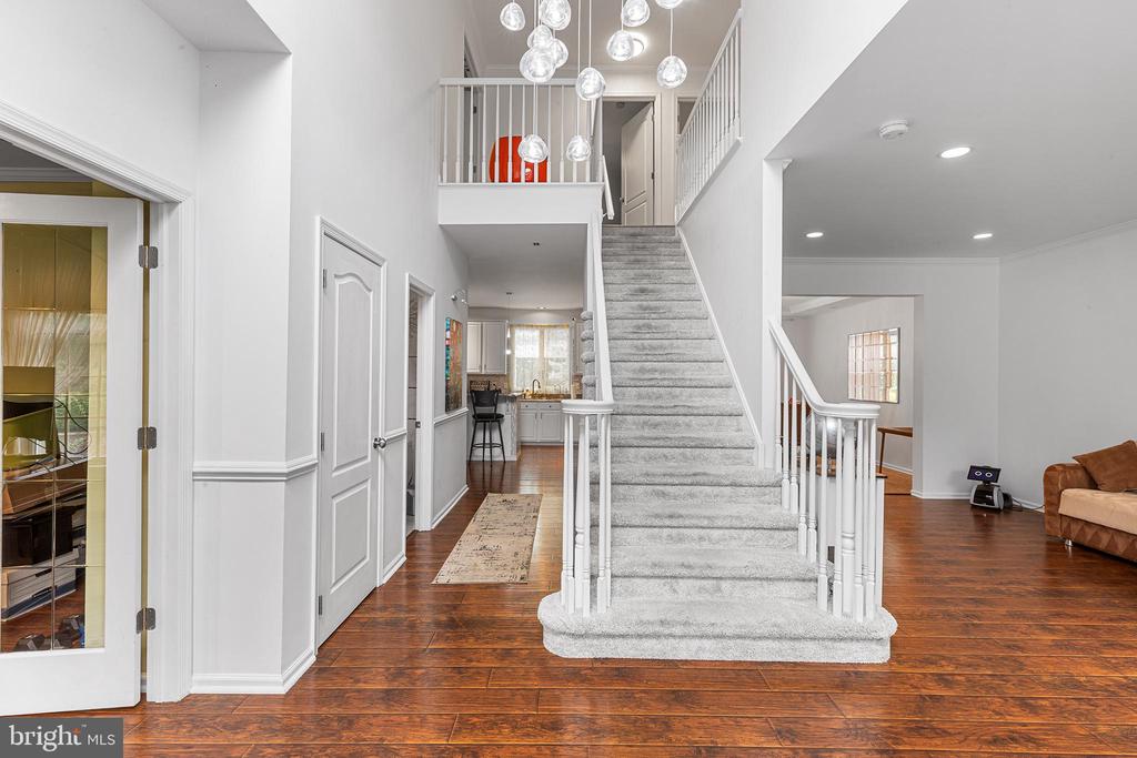 1495 CHARTER COURT