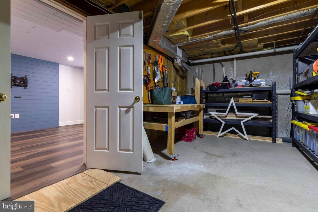 4569 FRENCH DRIVE