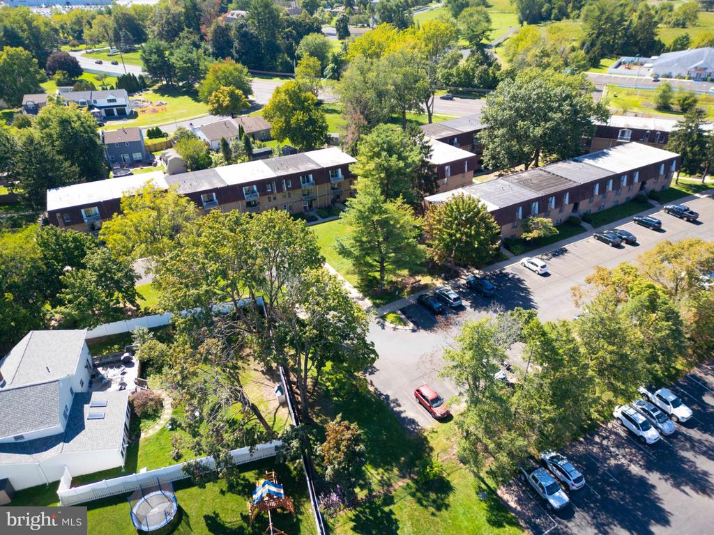 885 YORK ROAD Unit: 18C