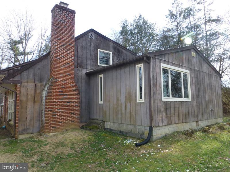 1376 College Hill Dr