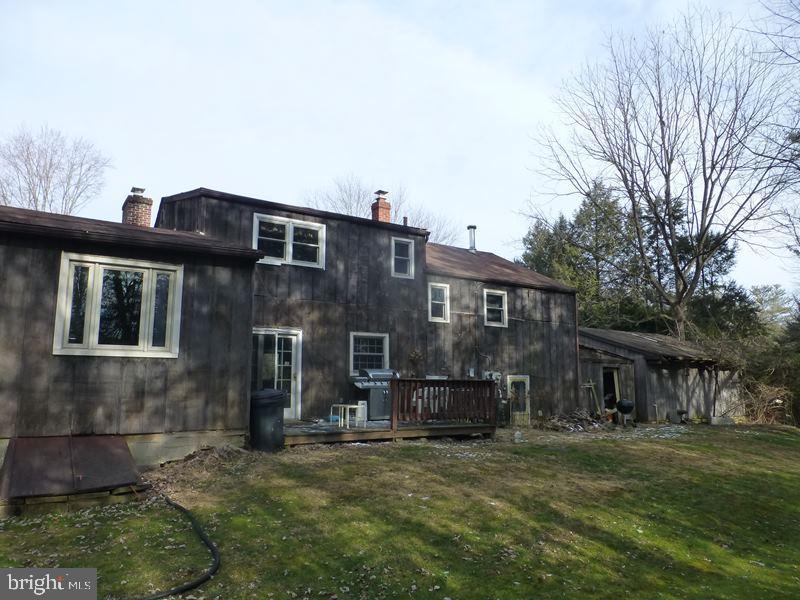 1376 College Hill Dr