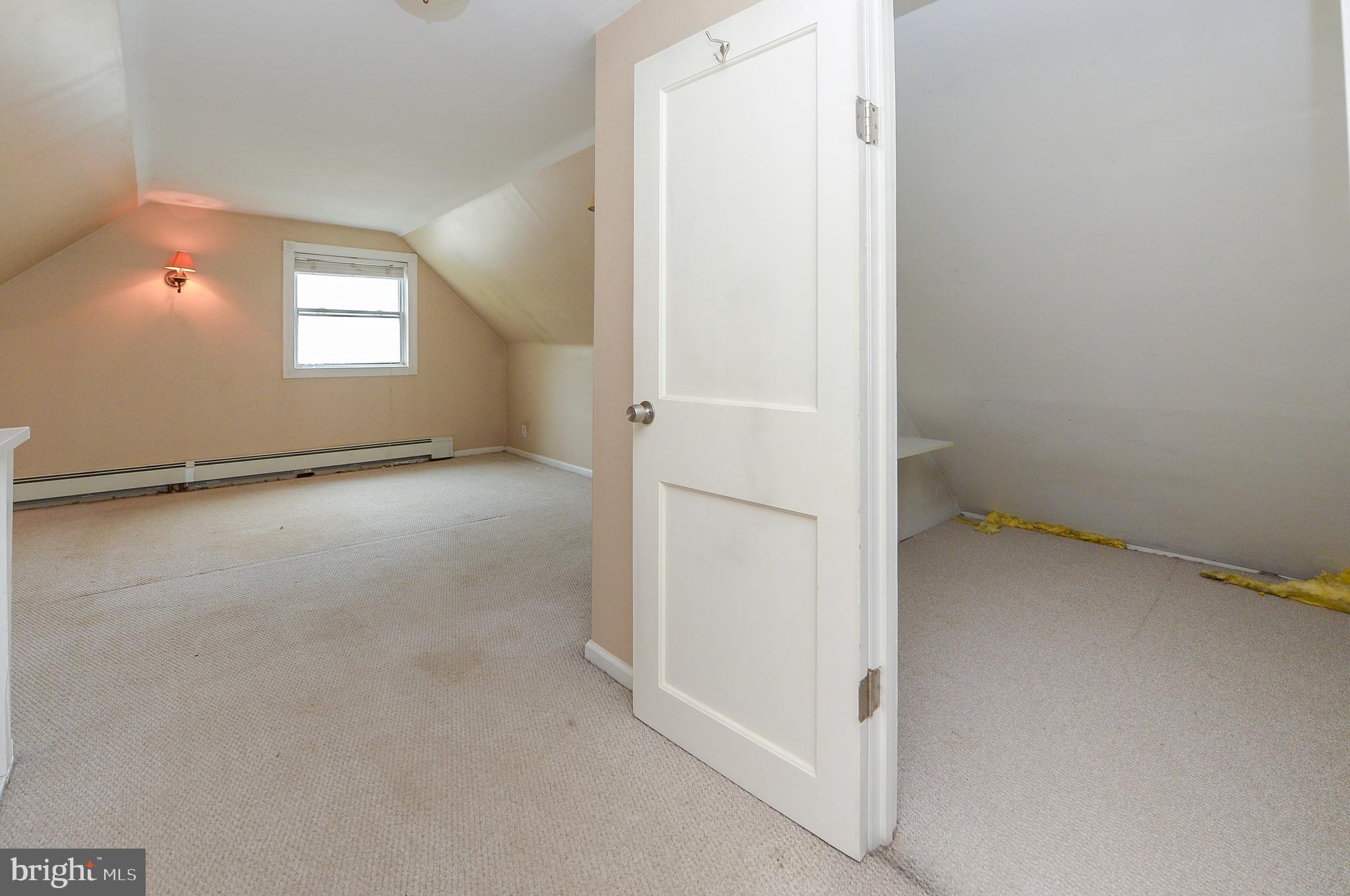 909 Old Lancaster Rd