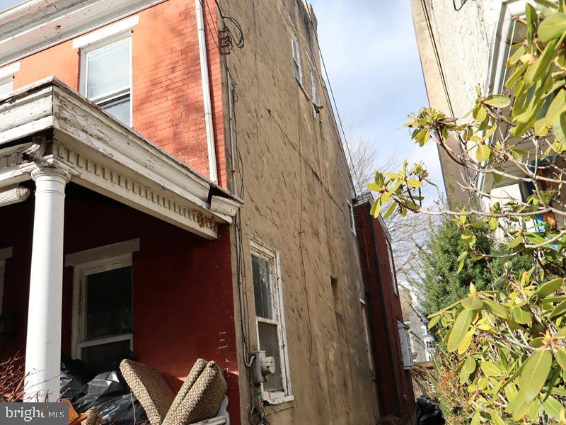 235 MORGAN STREET