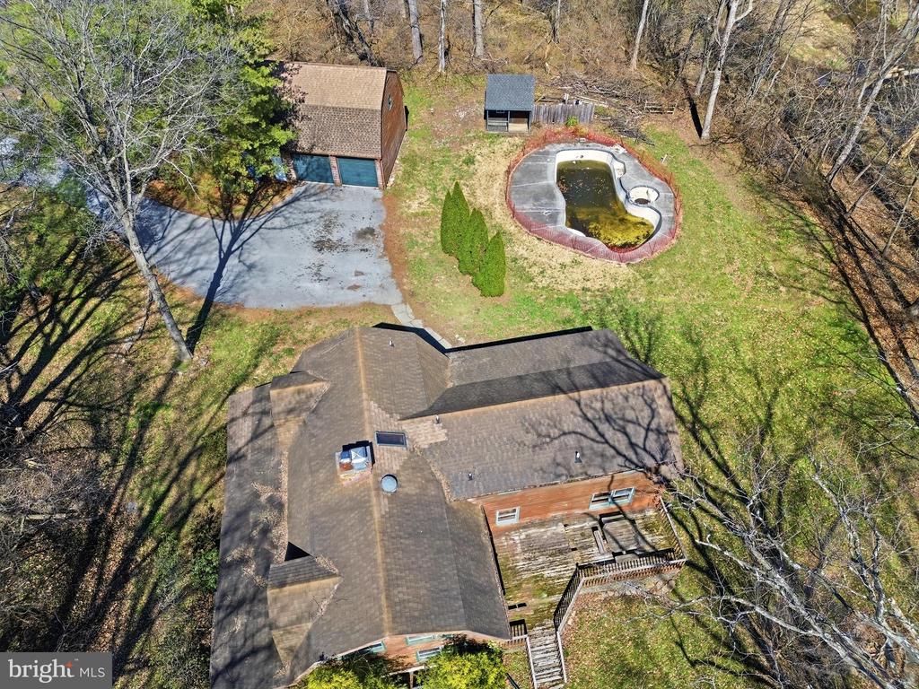 24 GRIST MILL LANE