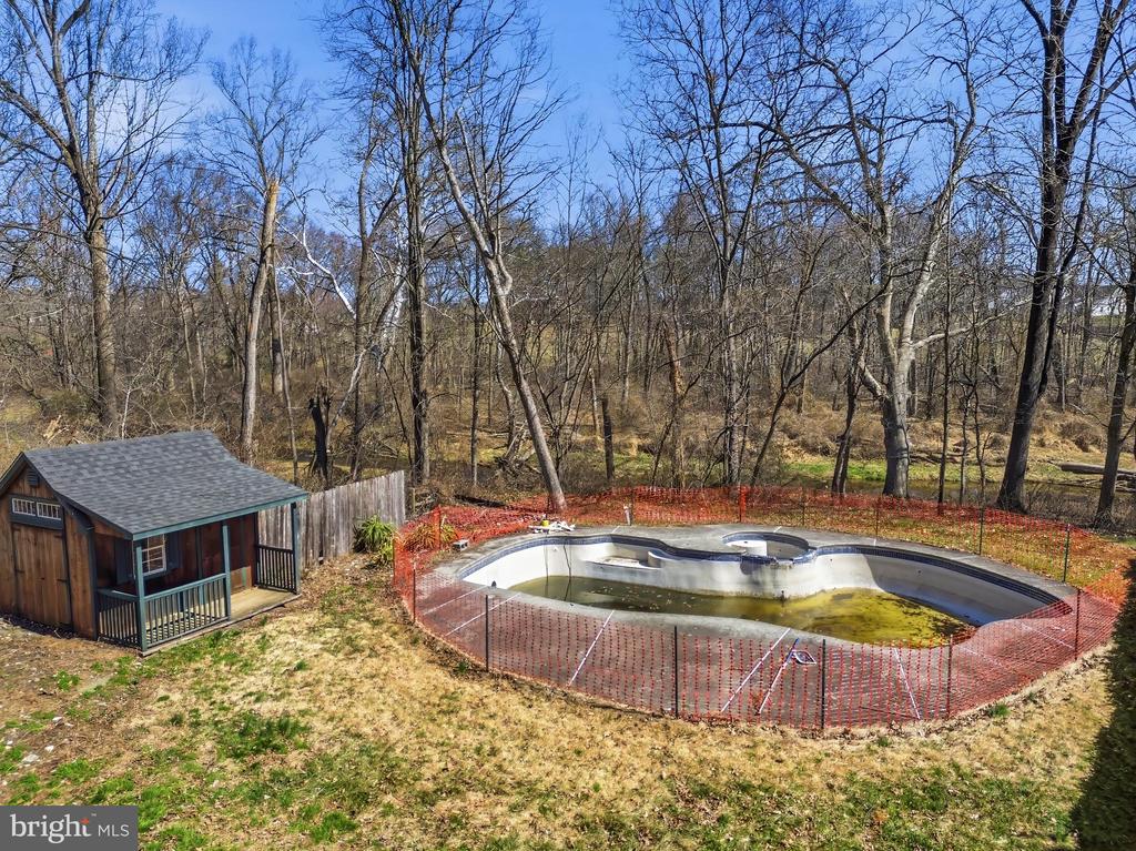24 GRIST MILL LANE