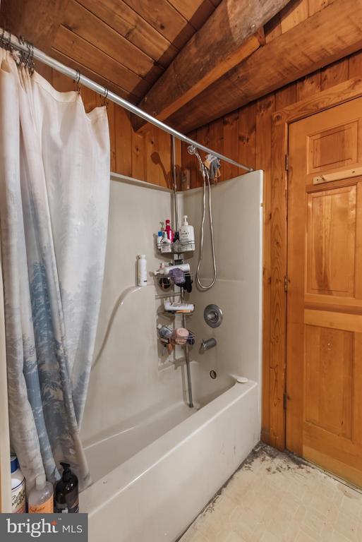 24 GRIST MILL LANE