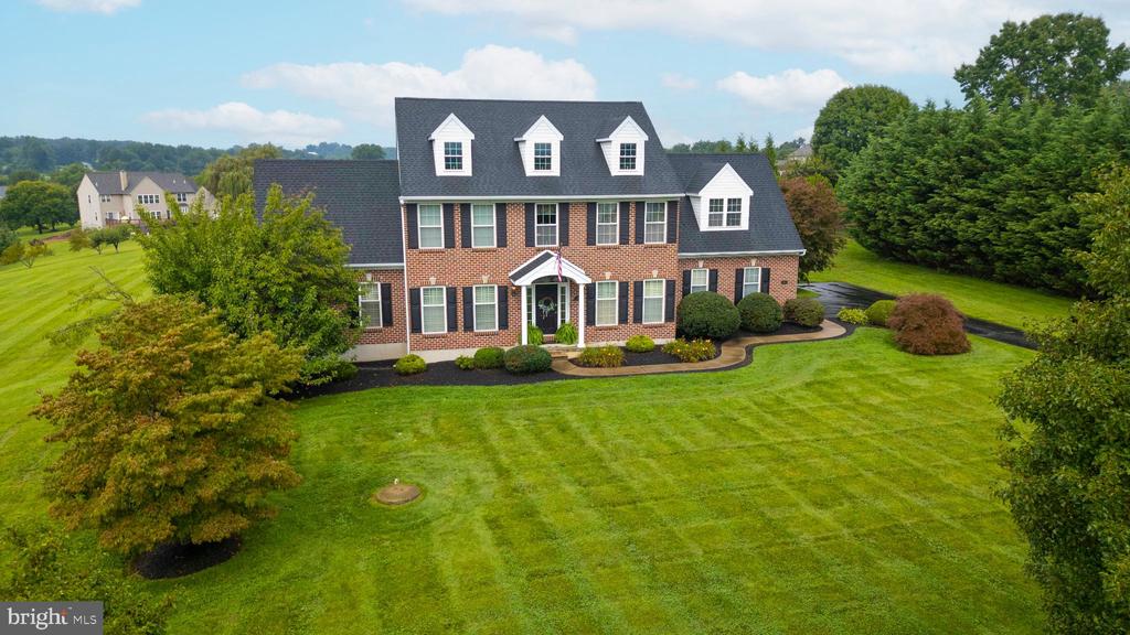 32 WHEATSHEAF LANE