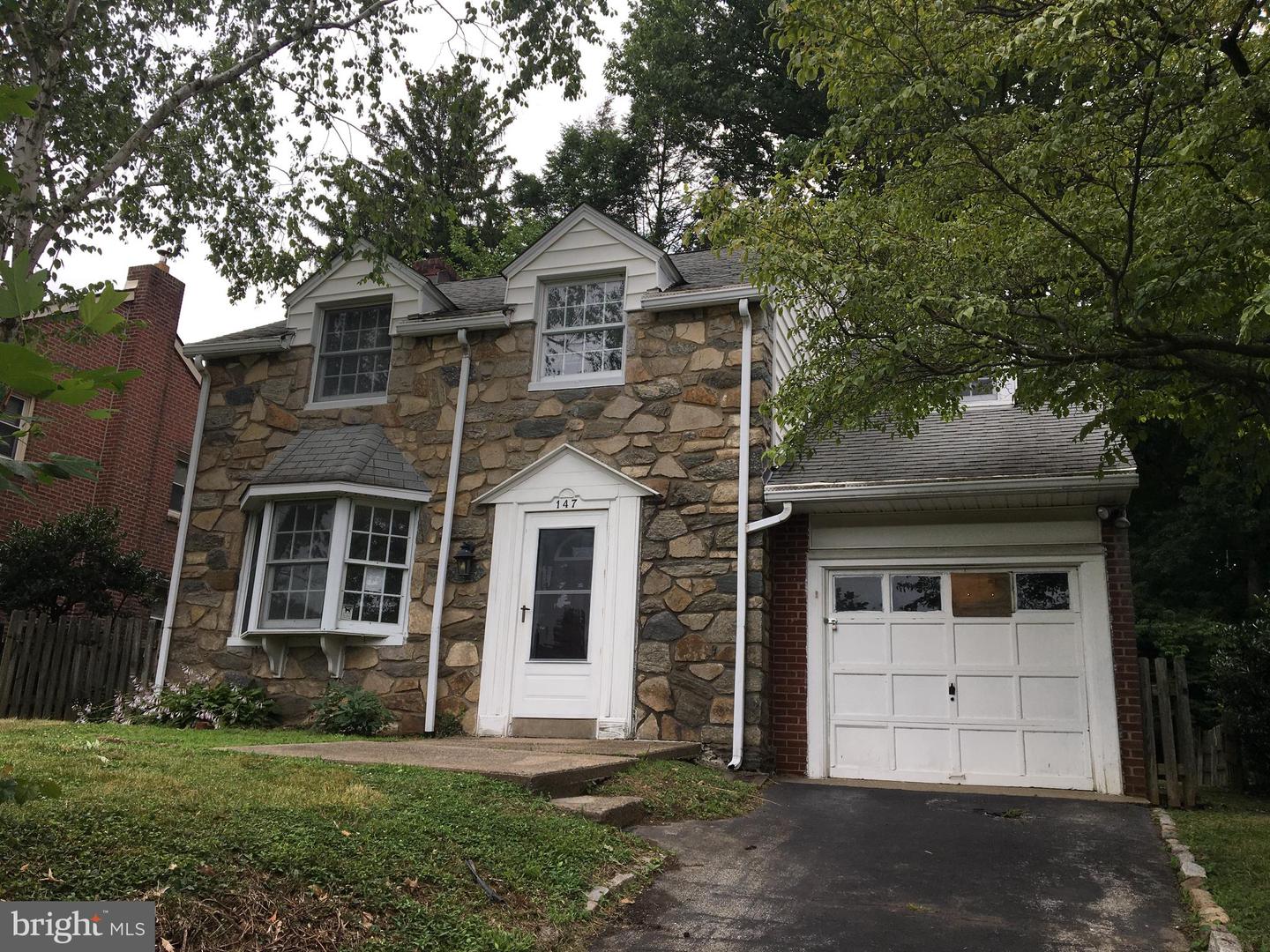 147 Bryn Mawr Ave