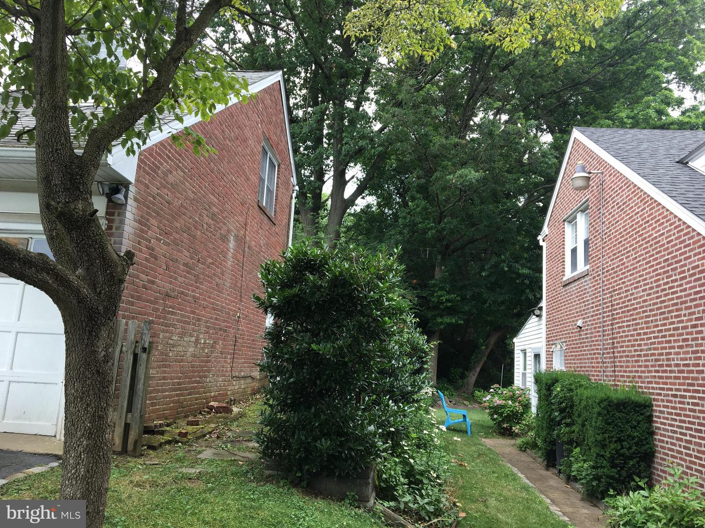 147 Bryn Mawr Ave