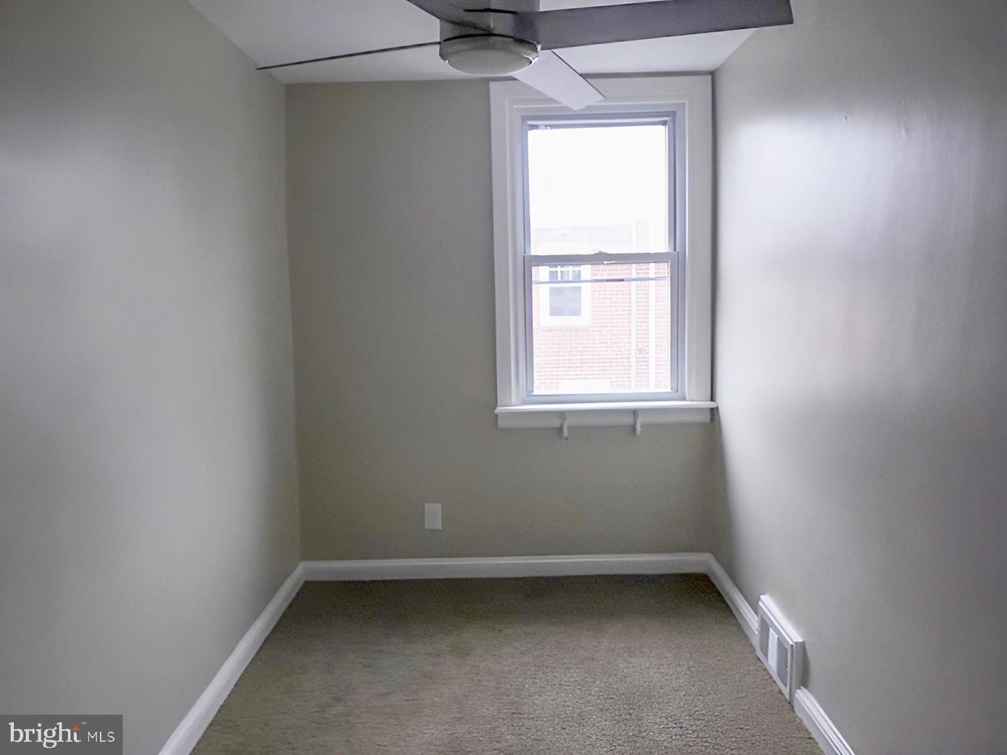 28 Branford Rd