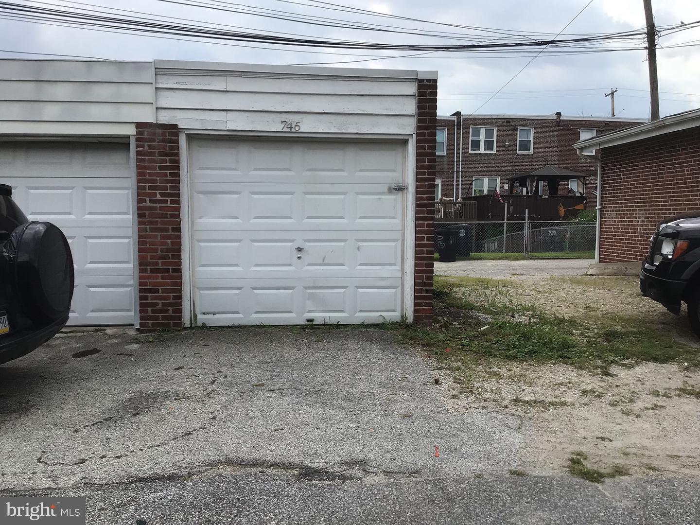 746 Ashland Ave