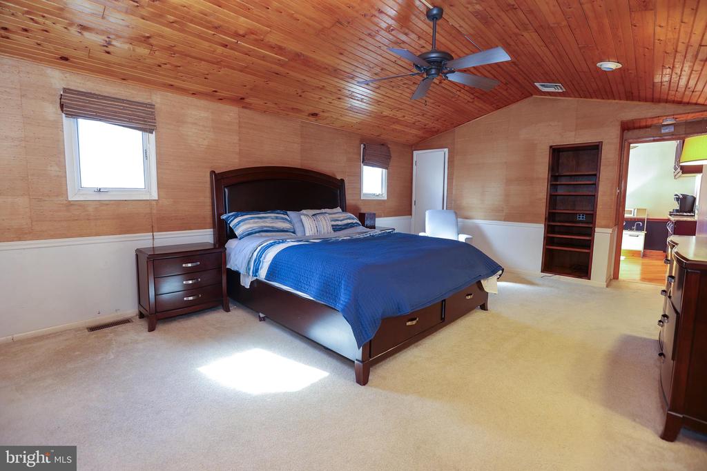 317 Golf Hills Rd