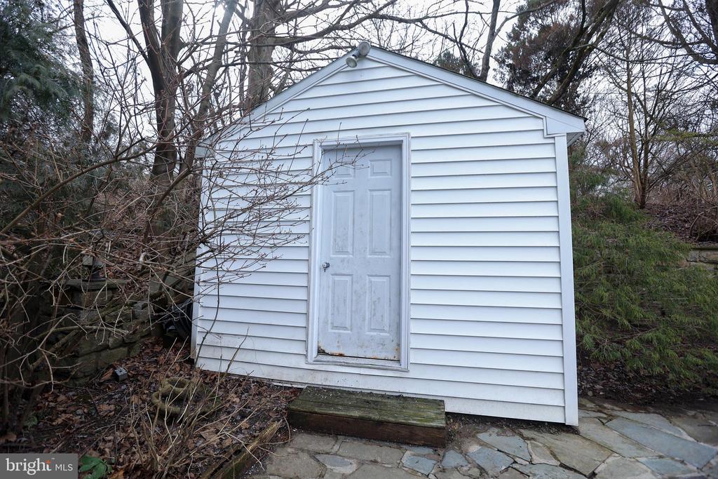 317 Golf Hills Rd