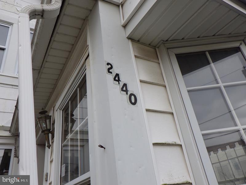 2440 Mansfield Ave
