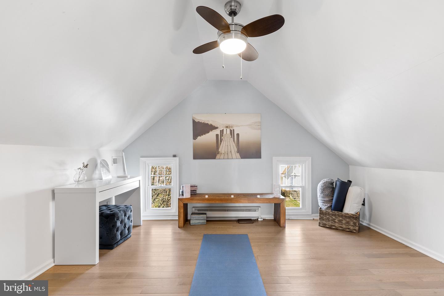 2435 Linden Dr