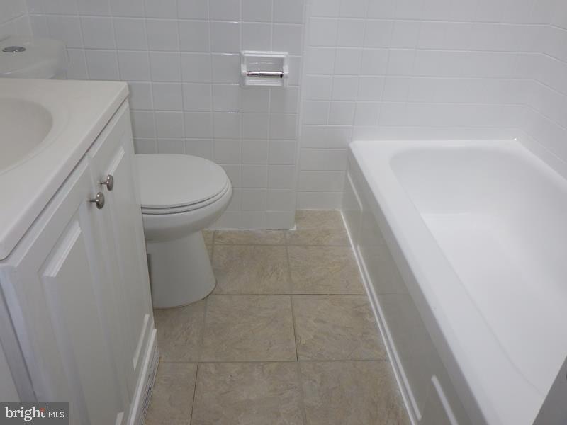 608 Tribet