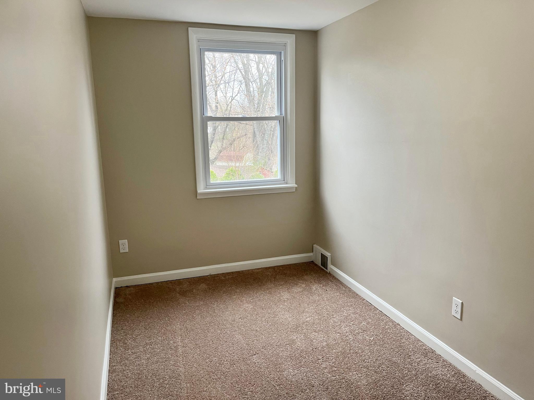 608 Tribet