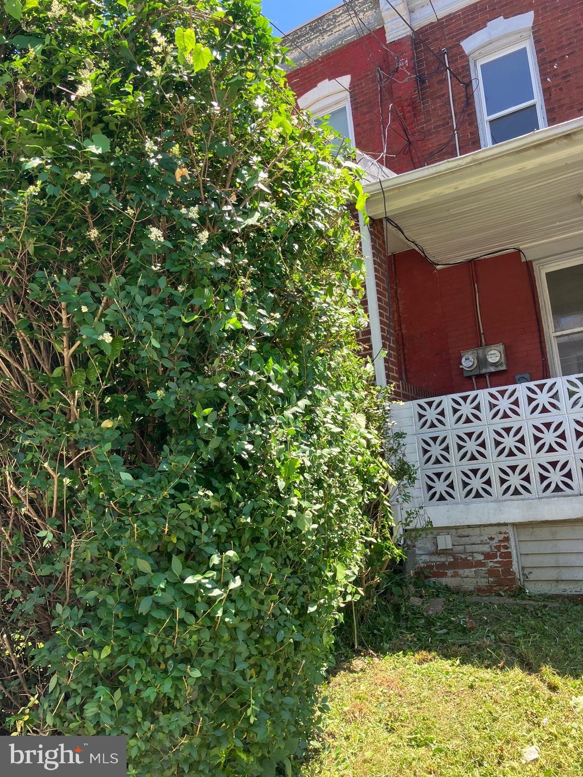 32 N 11th St