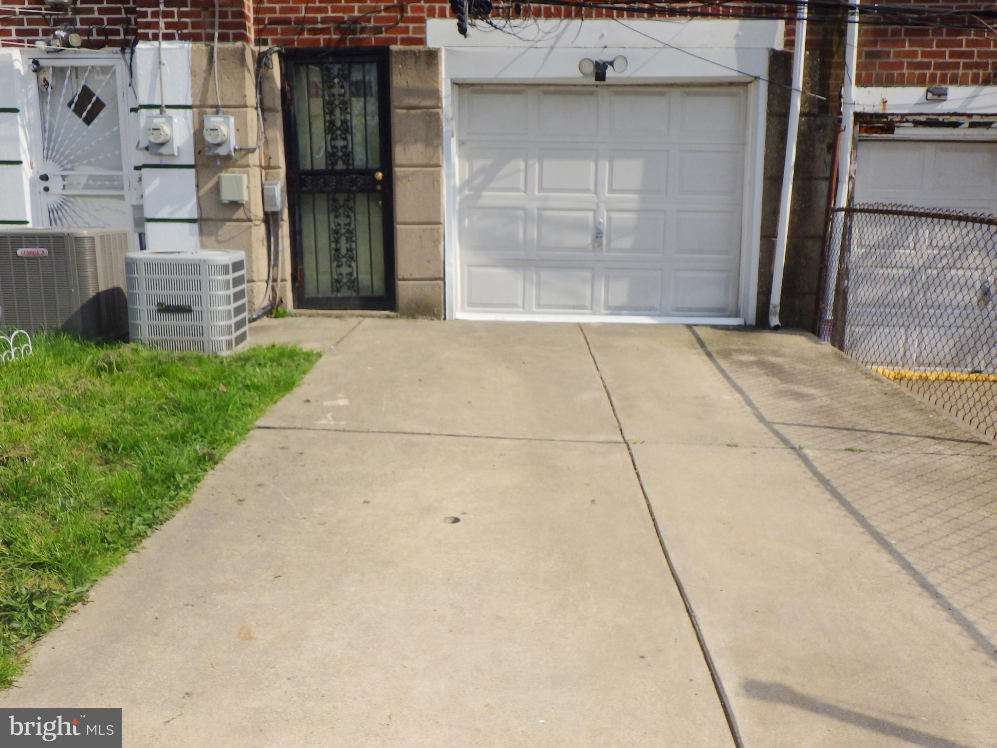 747 Fern St