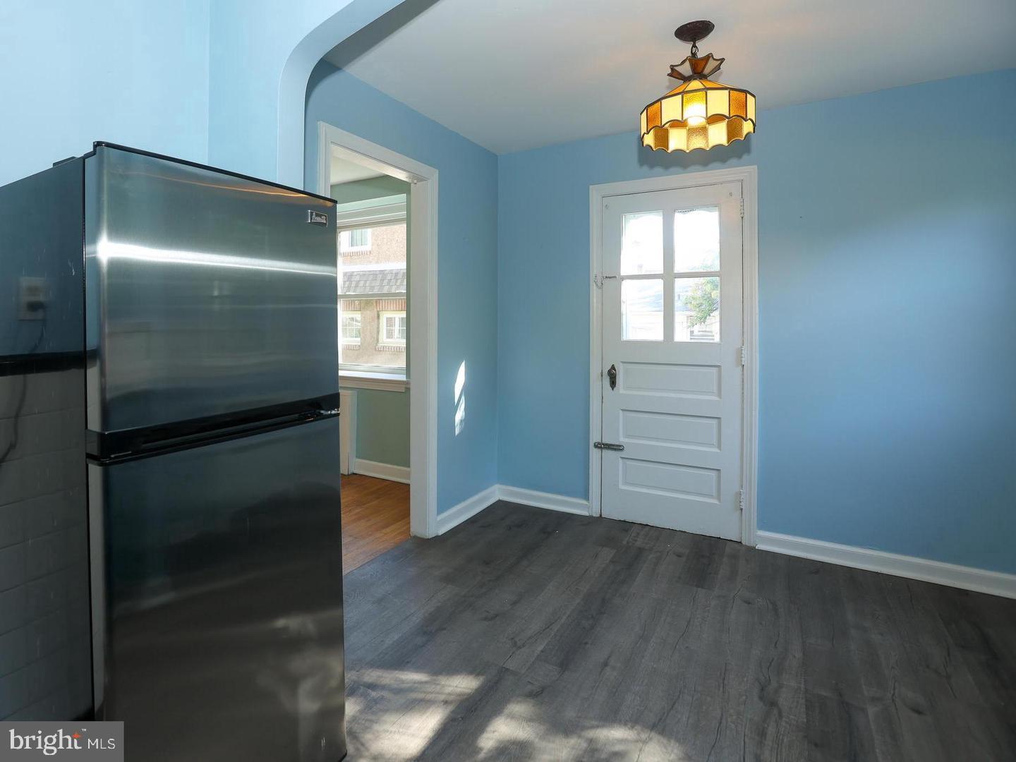 1206 ANGORA DR