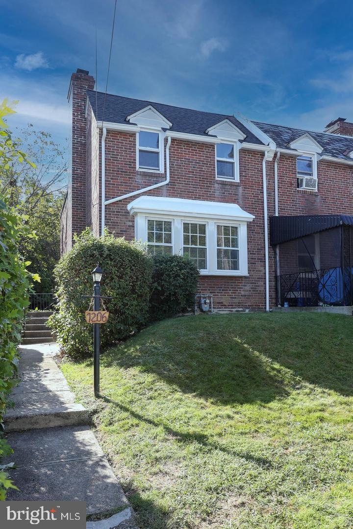 1206 ANGORA DR