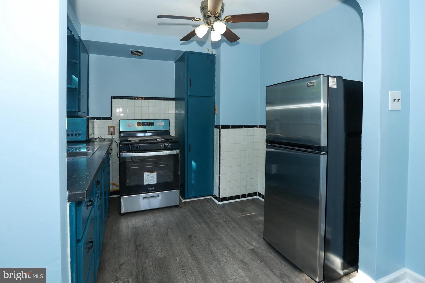 1206 ANGORA DR