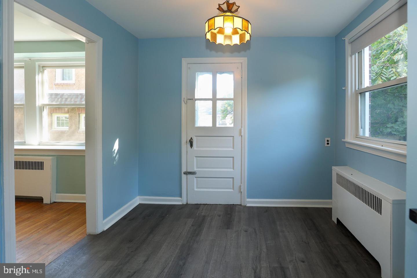1206 ANGORA DR