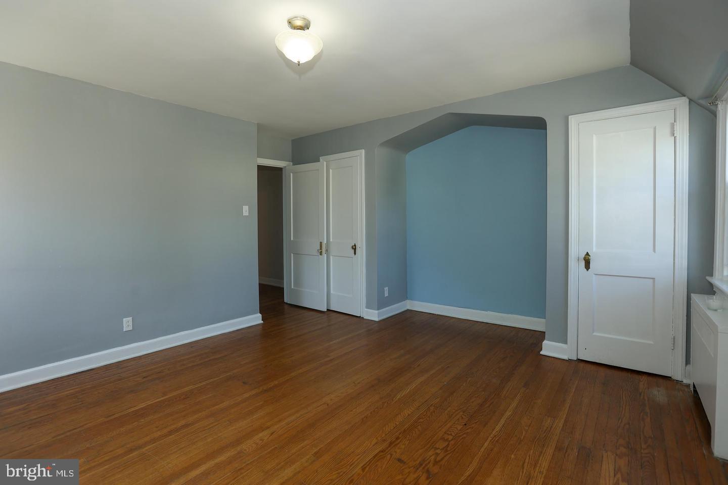 1206 ANGORA DR