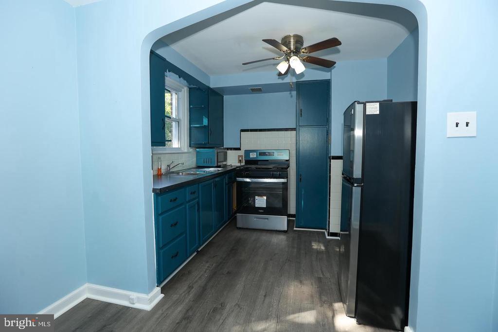1206 ANGORA DR