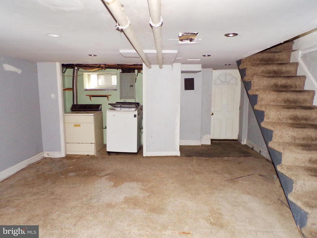 364 Fairfax Rd