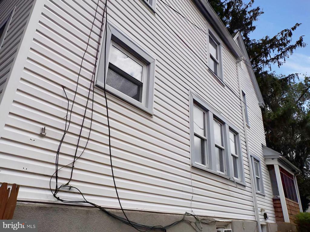 364 Fairfax Rd
